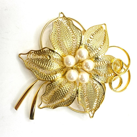 JENNIFER MOORE Gold Filagree Pearl Large Brooch - Picture 3 of 7